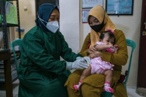 Jawa Timur Sukses, Pastikan Lebih dari 2 Juta Anak Mendapatkan Imunisasi selama Bulan Imunisai Anak Nasional