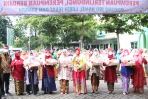 Ning Sasha Bersama Puluhan Bumil di Sidoarjo Deklarasikan Ibu Hamil Sehat Sekaligus Peringati Hari Ibu Ke-94