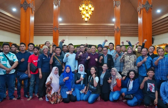PJ Walikota Mojokerto Ngopi Bareng 83 Jurnalis, Ajak Perkuat Sinergi, Siap Kerja 25 Jam