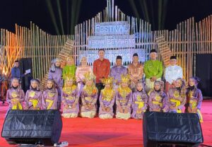 Kepala Desa M.Rusli Rayakan Festival HUT Lubuk Snanit Maro Sebo