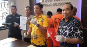 Polisi Gerebek Rumah di Mojokerto yang Sediakan Bilik untuk Nyabu