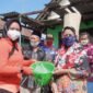 Ning Ita Berbagi Kasih dengan Korban Puting Beliung