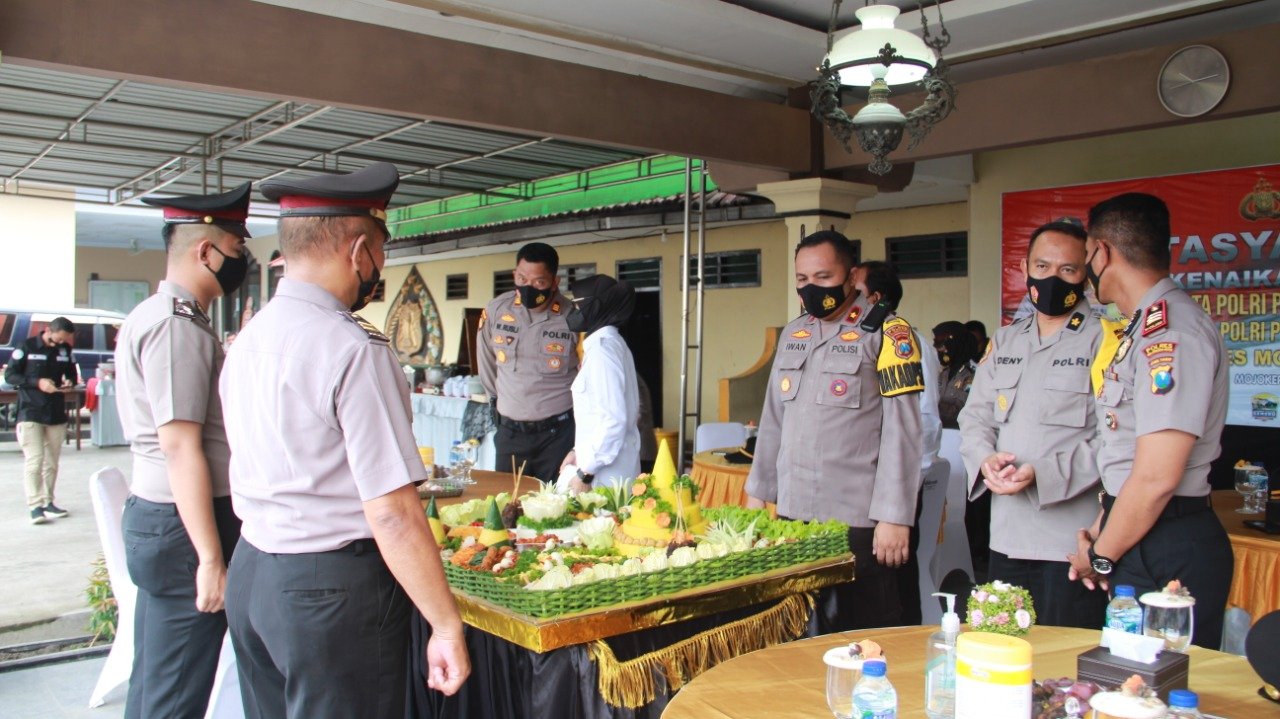 Tasyakuran 94 Personelnya yang Naik Pangkat, Ini Ucapan Wakapolresta Mojokerto