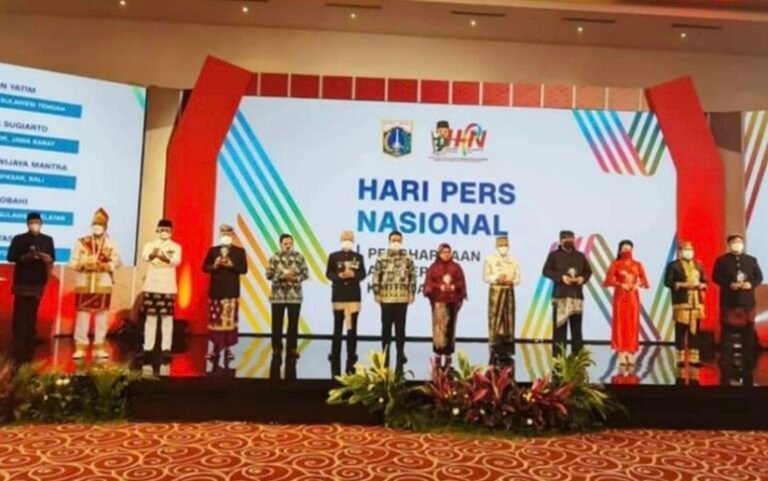 Walikota Mojokerto Terima Anugerah Kebudayaan PWI Pusat 2021