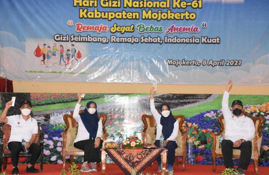 Dibalik Peringatan HGN, Bupati Mojokerto Gaungkan Semangat "Remaja Sehat Bebas Anemia"