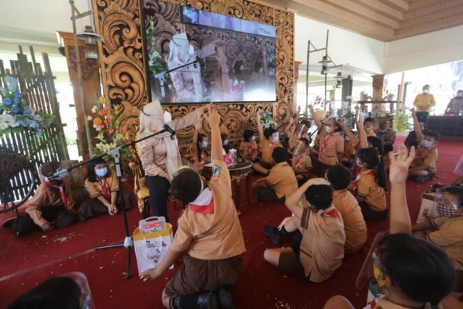 
					Pemkot Mojokerto Peringati Hari Dongeng Internasional