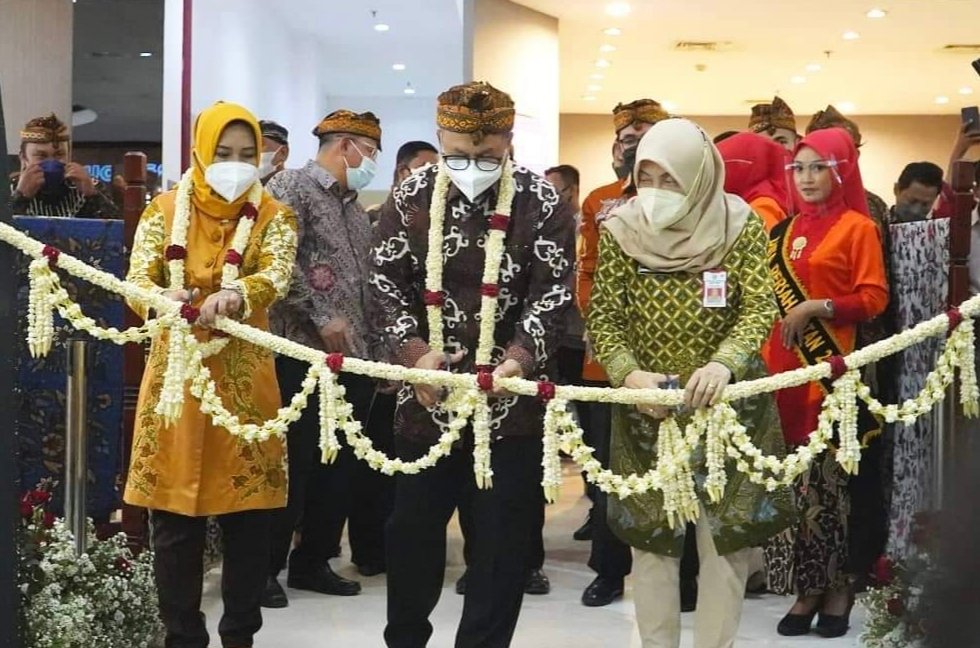 Diskouperindag Kota Mojokerto Gelar Hasil Produk Inkubasi di Sun Rise Mall