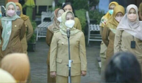 Tradisi Baru Awal Tahun 2022 Wali Kota Pimpin Apel Pagi & Sidak Masuki Ruang Kantor,Giliran Kantor Dinkes