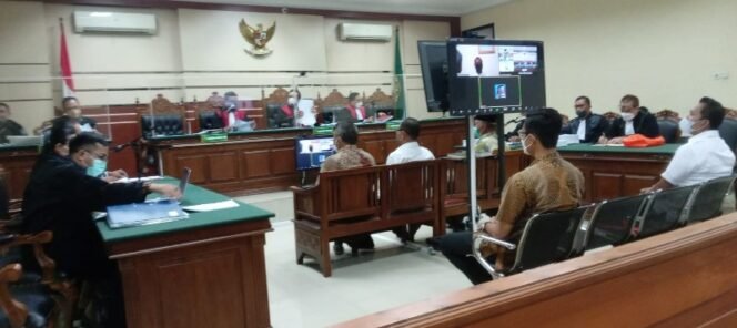 
					Fakta Persidangan Bawahan MKP Harus Beli  Jabatan Meski Hutang, Ampun Ajudan Setiapun 