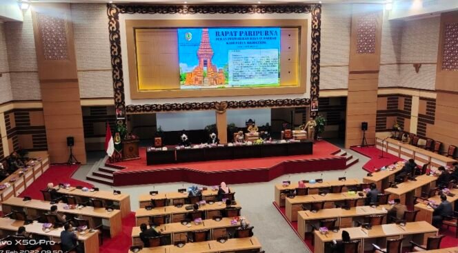 
					Dua Raperda Dana Cadangan Pilbup & Pencabutan BUMD Diajukan Bupati untuk Dijadikan Perda