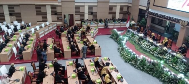 
					DPRD Kabupaten Mojokerto Gelar Rapat Paripurna HUT Kabupaten Mojokerto Ke 729 Tahun
