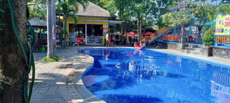 Kolam Renang "JC" Prambon Sidoarjo Jadi Pilihan Favorit di Sidoarjo