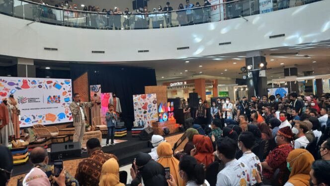 
					Sandiaga Uno Hadiri Perdana Pameran Apresiasi Kreasi Indonesia Tahun 2022
