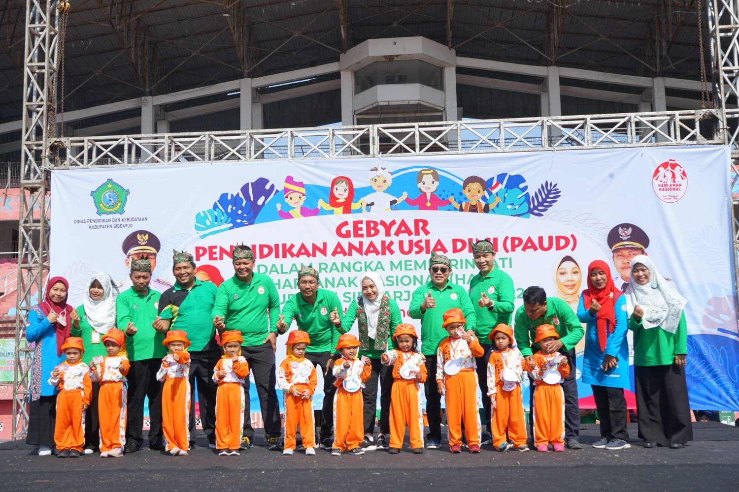 Ribuan Guru dan Anak PAUD se Sidoarjo Peringati HAN 2022, Gus Muhdlor: Mereka Aset Bangsa Hak Pendidikannya Harus Dijamin