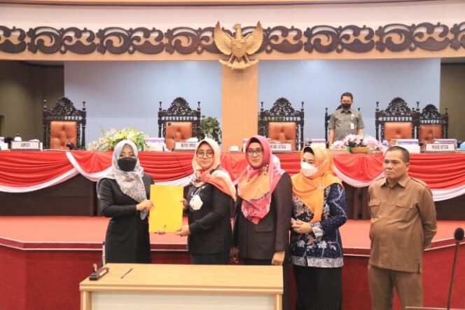 
					Pemkab dan DPRD Mojokerto Sepakati Dua Raperda Perubahan APBD T.A 2022