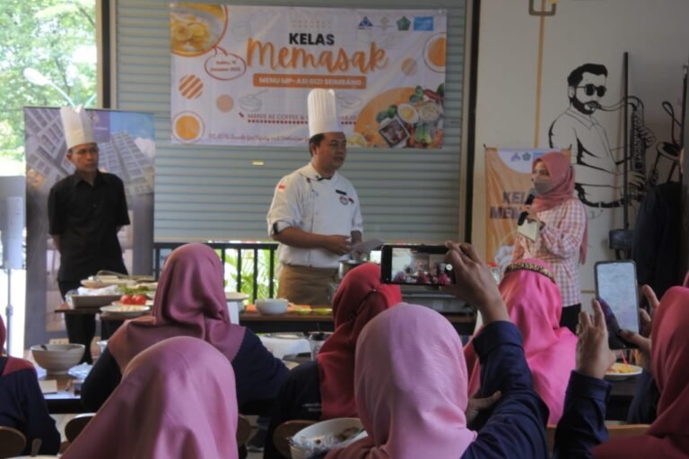 Plato Gelar Kelas Memasak Menu MPASI (Makanan Pendamping Asi) Gizi Seimbang