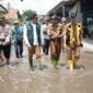 Pasca Angin Puting Beliung, Wabup Sidoarjo Sidak Korban Puting Beliung dan Banjir di wilayah Kecamatan Taman