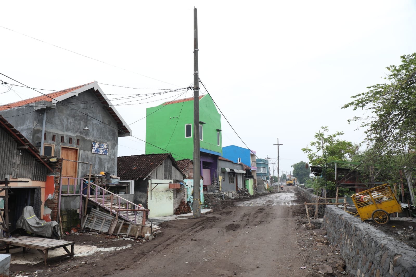 Progres Frontage Road Capai 23 Persen, Bupati Sidoarjo Minta Pemasangan Tiang Listrik dan Pembuatan Jaringan Baru Dikebut