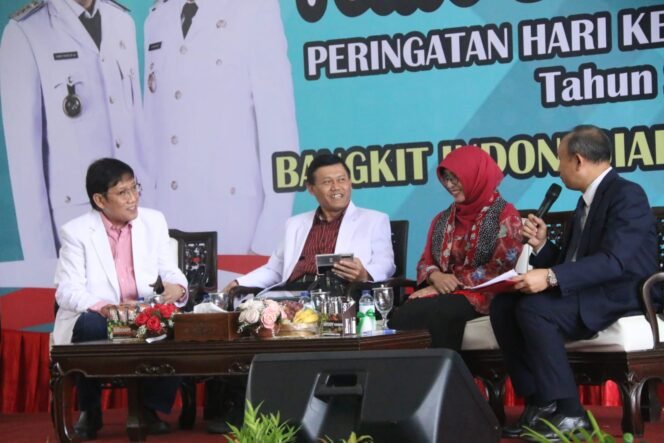 
					Pemkab Sidoarjo Peringati HKN ke 58 Dengan Upacara dan Gelar Talkshow Kesehatan 
