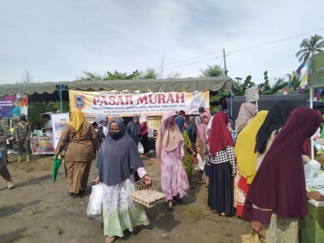 
					Dinas Perdagangan Tapin Tata PKL dan UMKM 