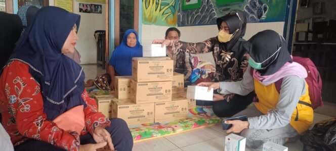 
					Air Sungai Meluap, Bupati Gus Muhdlor Siagakan BPBD dan Dinkes Bantu Warga Terdampak Banjir