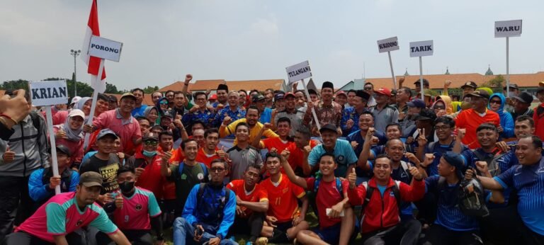 Bupati Sidoarjo Membuka POR Guru PJOK Kedua