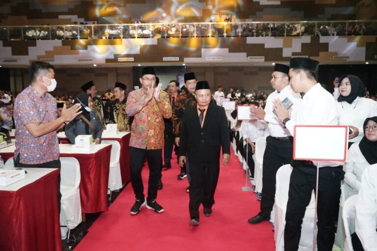 Hadiri Pelantikan Anggota PPS, Ini Pesan Bupati Gus Muhdlor
