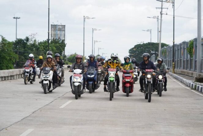 
					Sidak Proyek Frontage Road Ruas Delta Sari - Lingkar Timur, Bupati Sidoarjo Targetkan Selesai Di Bulan Maret 