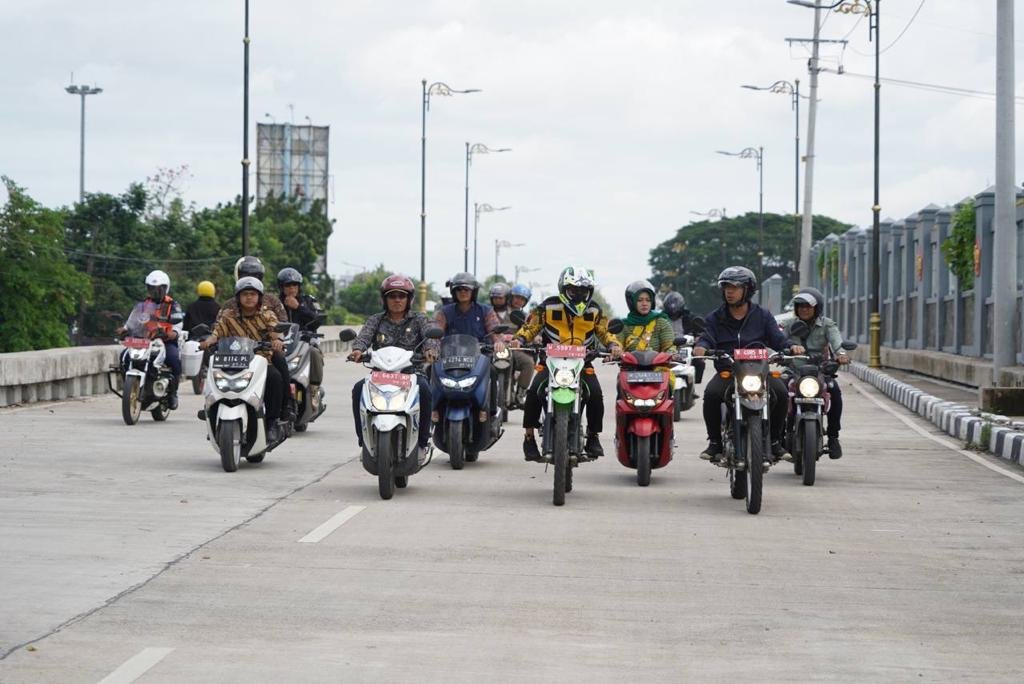 Sidak Proyek Frontage Road Ruas Delta Dari - Lingkar Timur, Bupati Sidoarjo Targetkan Selesai Di Bulan Maret