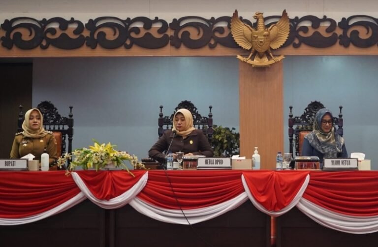 DPRD Kabupaten Mojokerto Gelar Paripurna LKPJ Bupati Tahun 2022