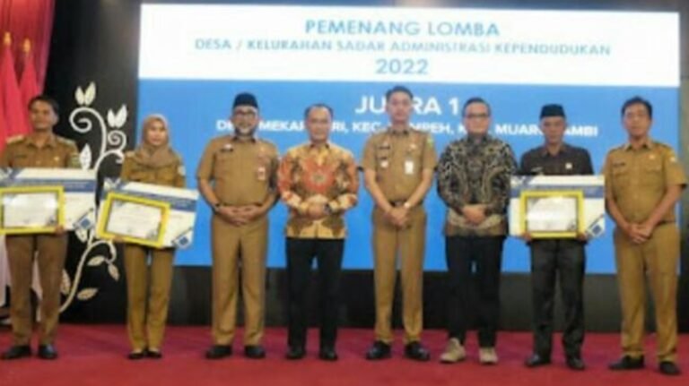 PJ.BUPATI UCAPKAN TERIMAKASIH KEPADA PEMPROV JAMBI ATAS PENGHARGAAN DESA MEKAR JAYA TERBAIK 1 TINGKAT PROVINSI JAMBI