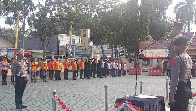 Polres Tapin Gelar Apel Gelar Pasukan Operasi Ketupat 2023