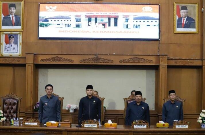 DPRD MUARO JAMBI GELAR RAPAT PARIPURNA PENYAMPAIAN LKPJ TA.2022