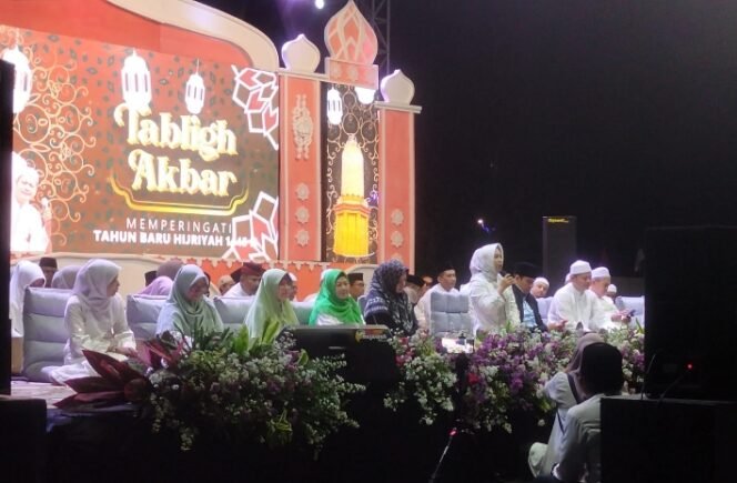 
					Hadirkan Gus Kautsar, Inilah Kemeriahan Tabligh Akbar dan Pesan Ning Ita
