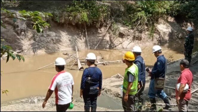 
					Heboh, Diduga Limbah PKS Unit Usaha Bunut PTPN 6 luber