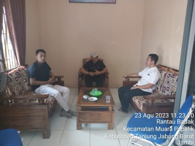 
					Diduga Desa Rantau Badak Lamo Terindikasi Kangkangi  Permendagri no 113 th 2014 dan UU no 14 th 2008