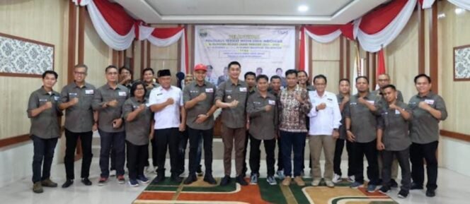 
					Pj Bupati Muaro Jambi Berikan Ucapan Selamat Atas Dilantiknya Kepengurusan SMS Muaro Jambi