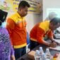 PT.BRE Tapin Bagikan 195 Kotak Susu Untuk Anak Stunting Di Kecamatan Lokpaikat