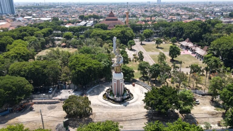 Gus Muhdlor Bangun Air Mancur dan Taman Bermain di Alun-alun Sidoarjo, Progres Revitalisasi Capai 58 Persen