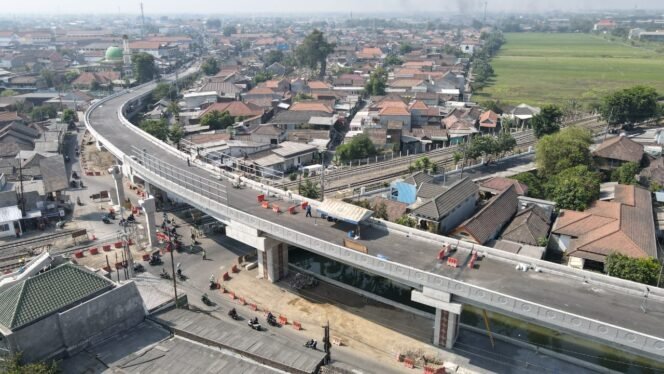 
					Flyover Aloha Uji Coba Desember 2023