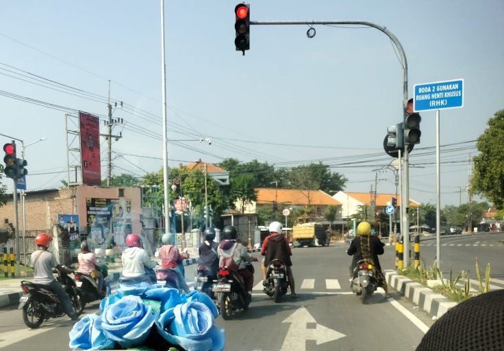 Lima Tahun Mengabdi Ning Ita Mampu Ciptakan Infrastruktur Hebat & Manfaat