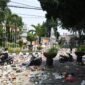 Oknum Pendemo Buang Sampah di Pendopo Sidoarjo Bakal Kena Sanksi Tipiring