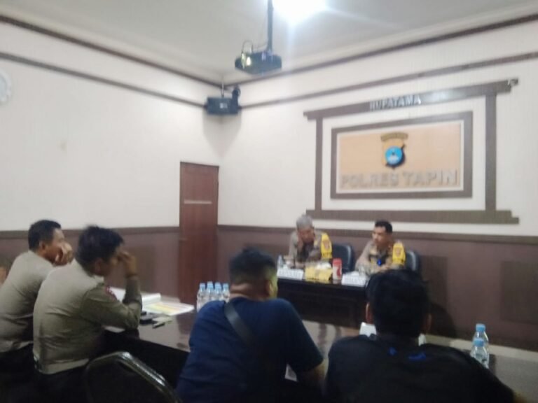 Polres Tapin Konferensi Pers Rangkaian Kinerja Akhir Tahun 2023