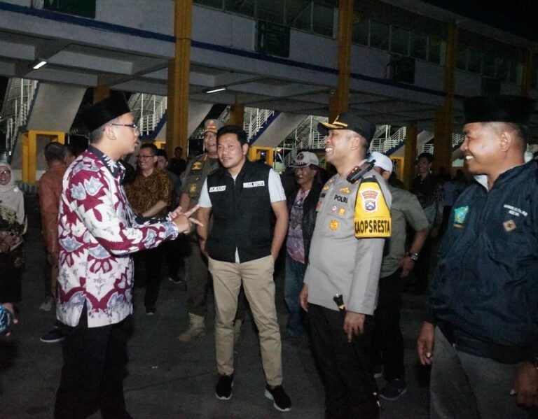 Bupati Sidoarjo Bersama Forkopimda Kompak Cek Pos Pelayanan dan Pengamanan Tahun Baru 2024