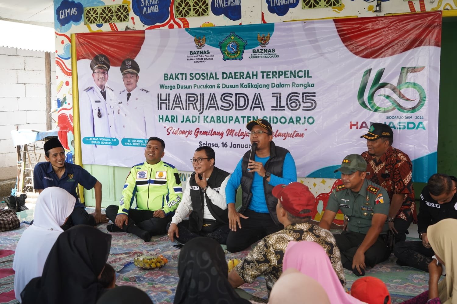 Baksos Bersama Forkopimda di Dusun Terpencil, Gus Muhdlor Segera Perbaiki Fasum Pucukan