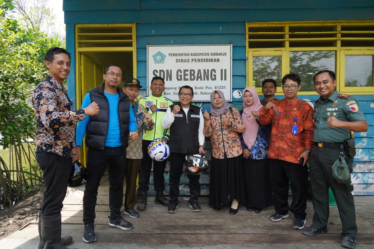 Baksos Bersama Forkopimda di Dusun Terpencil, Gus Muhdlor Segera Perbaiki Fasum Pucukan