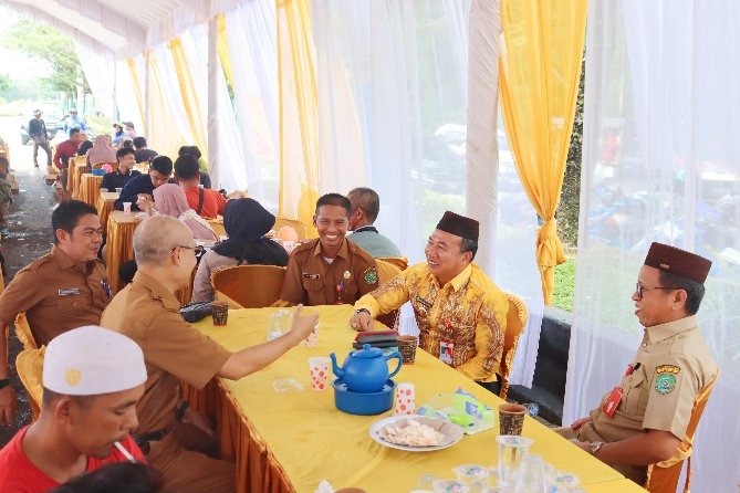 Haulan Abah Guru Sekumpul Semarak Shalawat Dan Jalur Padat