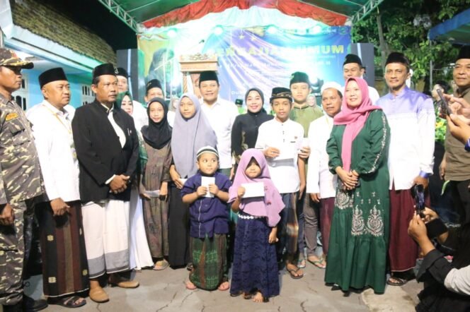 
					Wakil Bupati H.Subandi Hadiri Pengajian Umum Warga Dusun Pandean