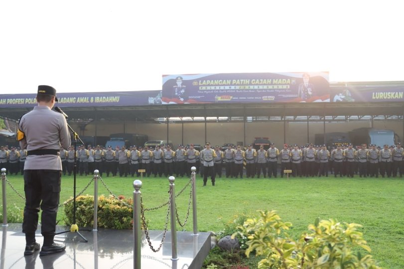 Polresta Mojokerto Lakukan Pergeseran 422 Pasukan Pengamanan Pemilu 2024