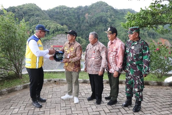 BWS Monitoring Sumber Air Baku Di Kabupaten Tapin